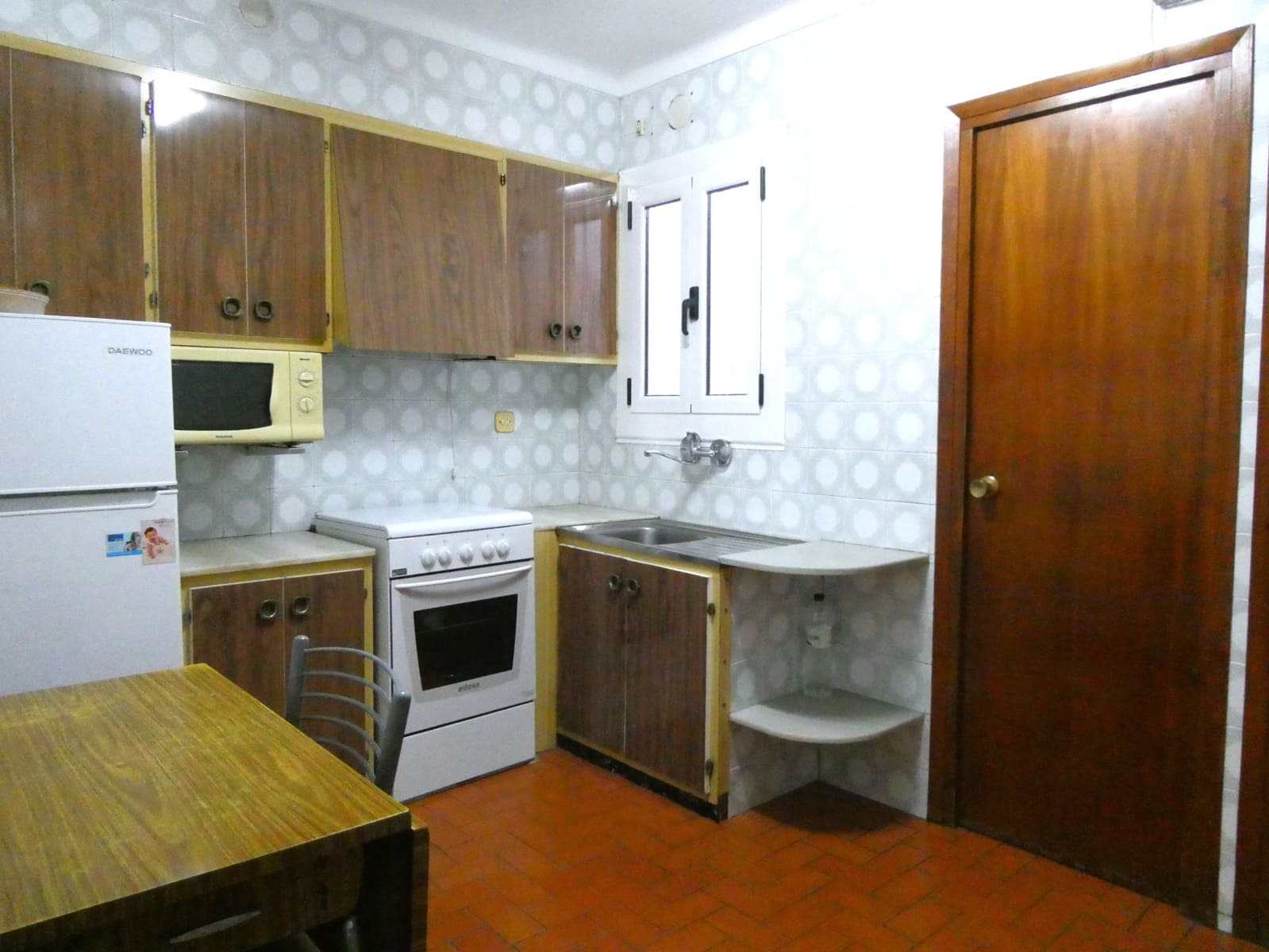 3 soveværelse Byhus til salg i Maella med garage - € 99.000 (Ref: 8778938)