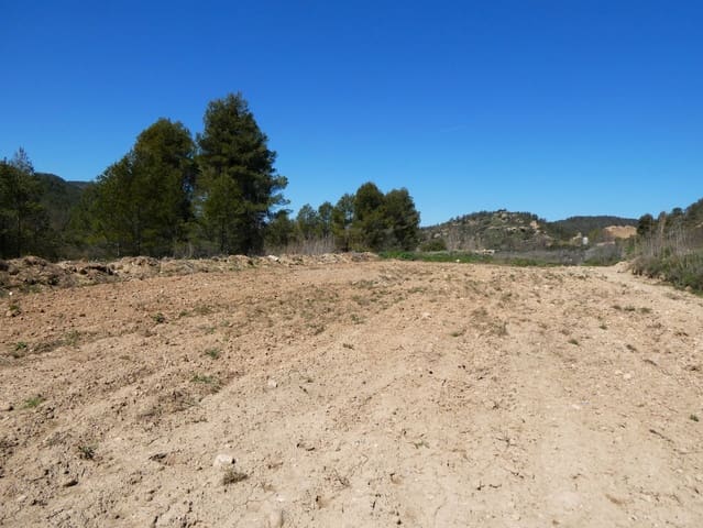 Finca/Landehus til salg i Caseres - € 9.000 (Ref: 8910164)