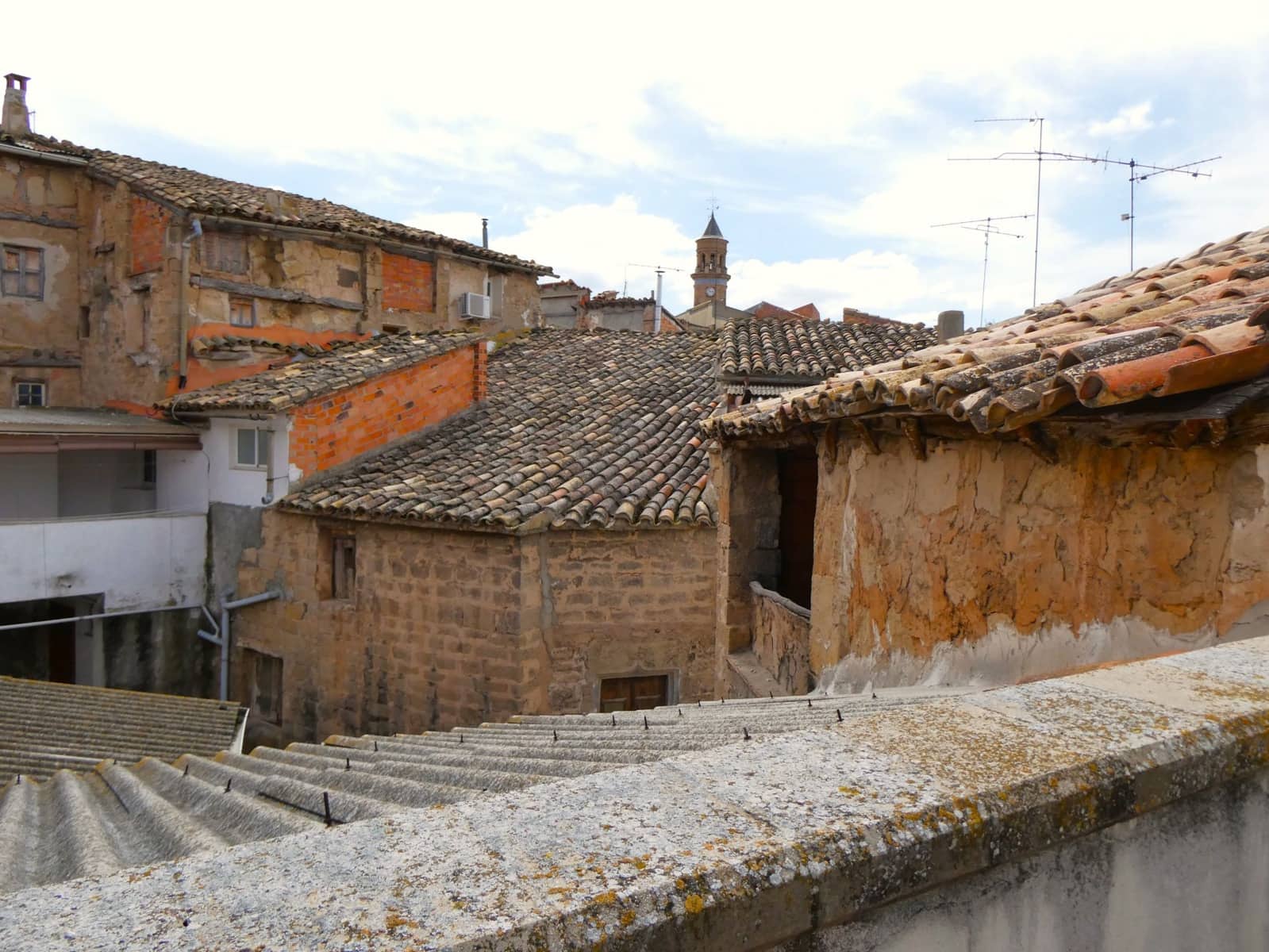 4 soveværelse Byhus til salg i Maella med garage - € 62.000 (Ref: 9028348)