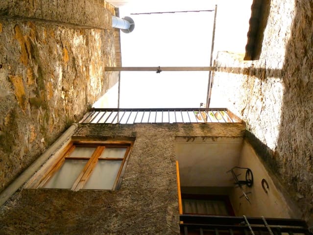 4 soveværelse Byhus til salg i Maella med garage - € 62.000 (Ref: 9028348)