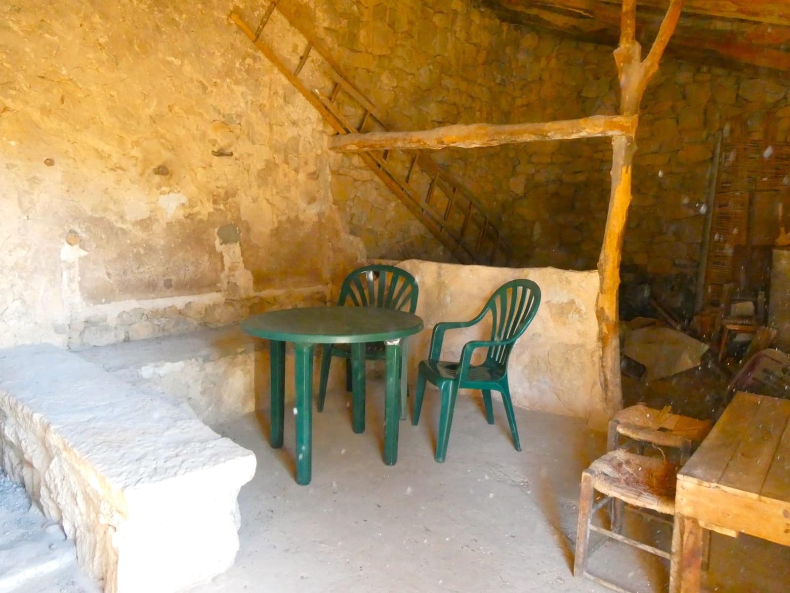 Finca/Landehus til salg i Maella - € 25.000 (Ref: 9100023)