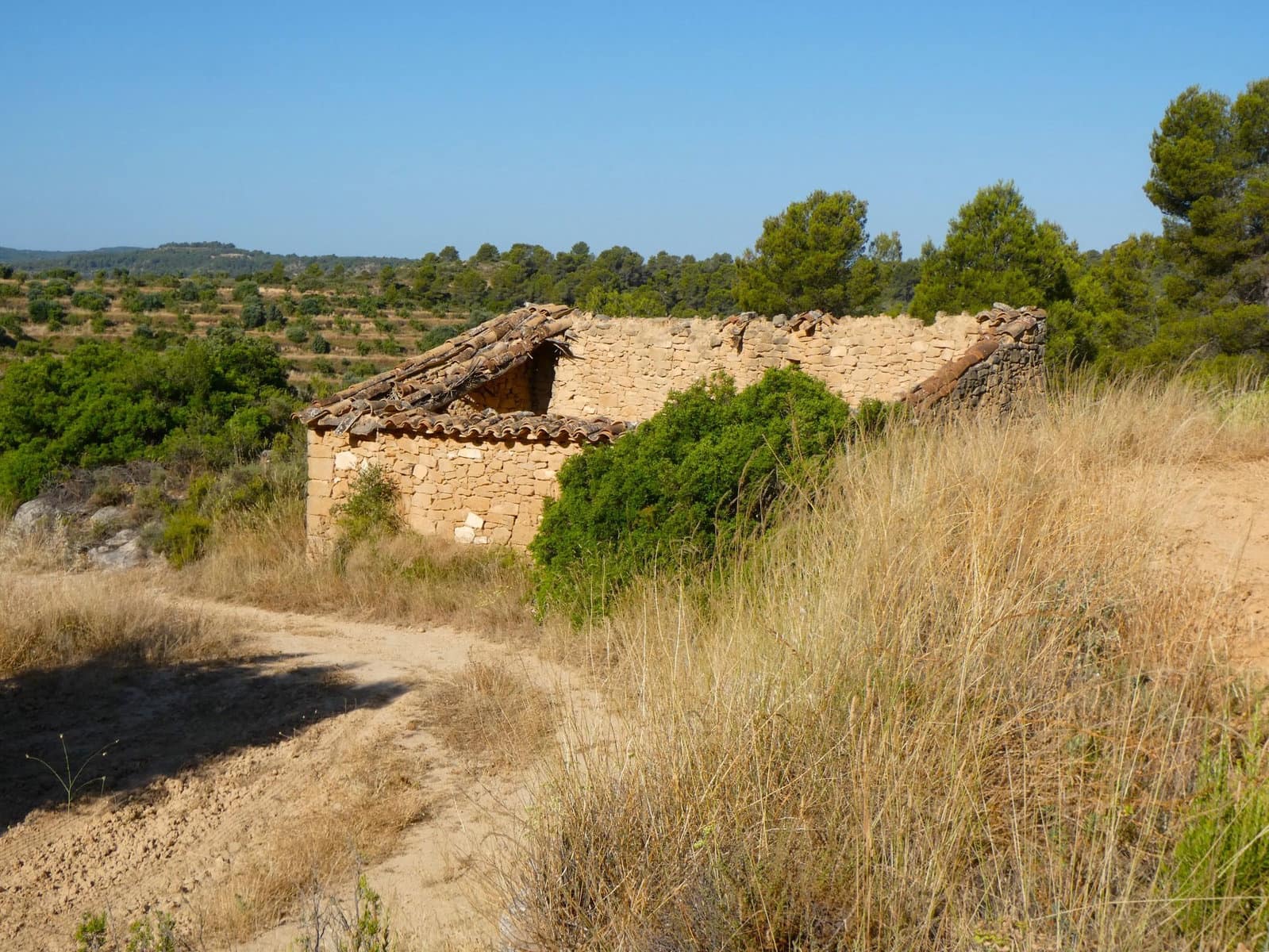 Finca/Landehus til salg i Mazaleon - € 16.000 (Ref: 9100024)