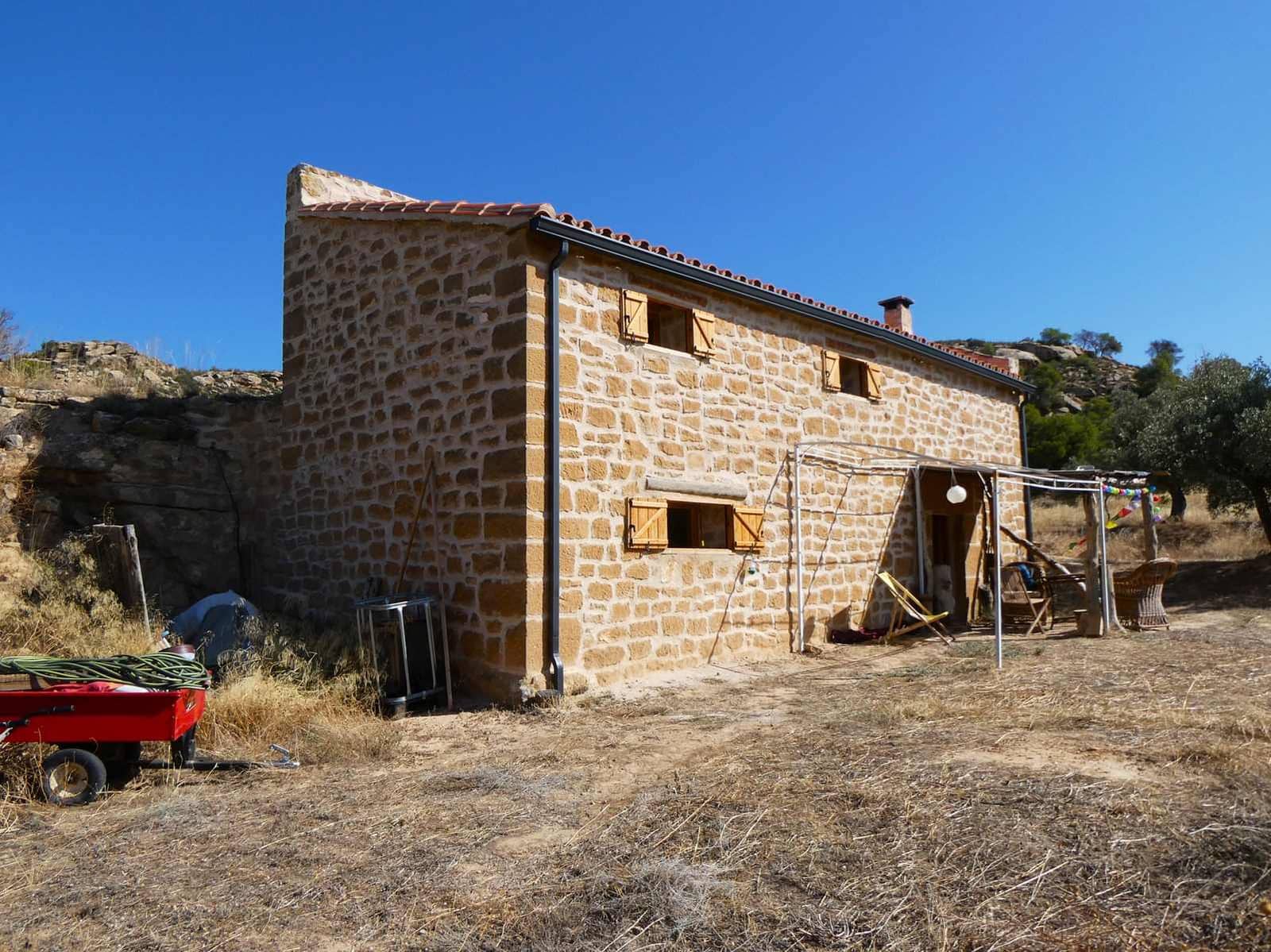 2 soveværelse Finca/Landehus til salg i Caspe - € 69.000 (Ref: 9156301)