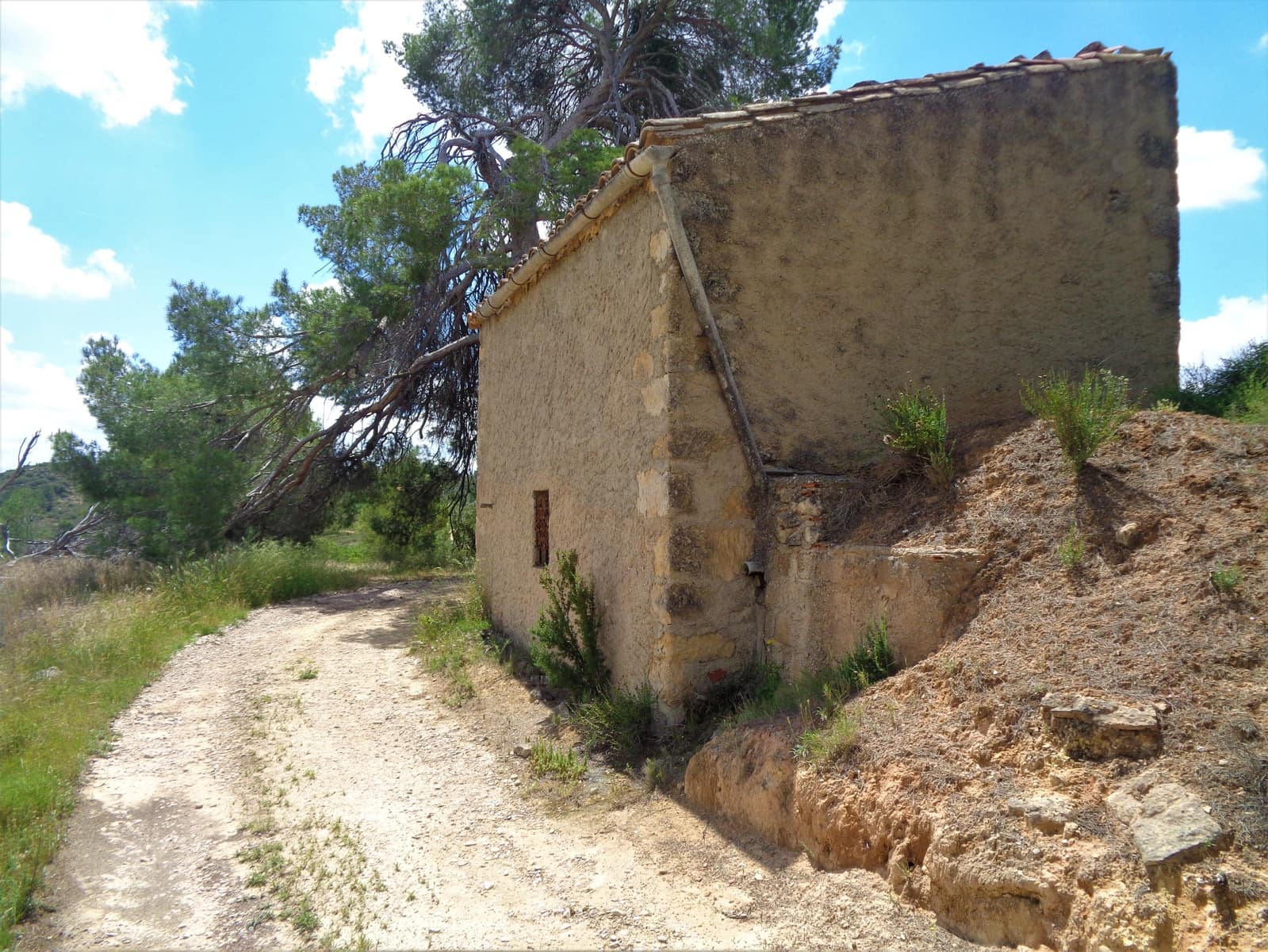 Finca/Landehus til salg i Maella - € 43.000 (Ref: 9190500)