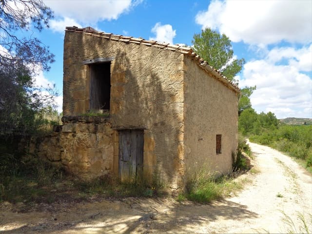 Finca/Country House for sale in Maella - € 43,000 (Ref: 9190500)