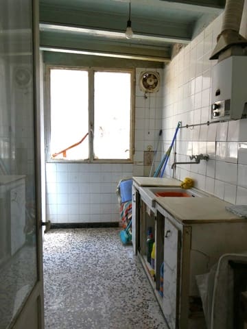 5 soverom Hus til salgs i Maella med garasje - € 35 000 (Ref: 9207976)