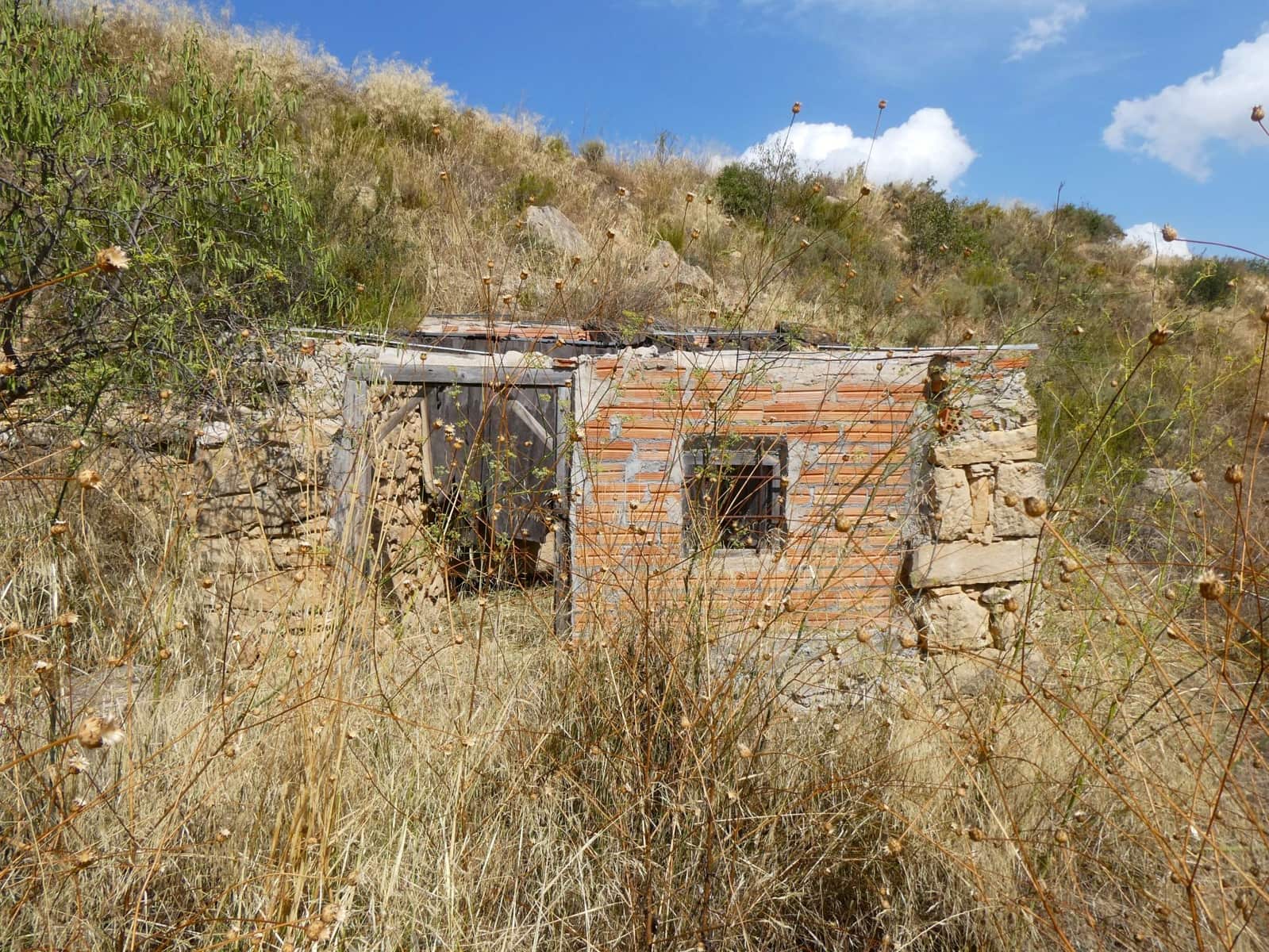 Finca/Landehus til salg i Caseres - € 8.500 (Ref: 9219620)