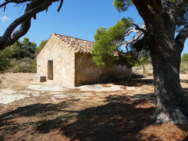 2 bedroom Finca/Country House for sale in Maella - € 77,000 (Ref: 9329762)