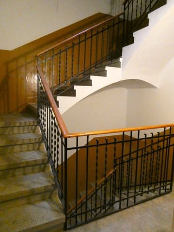 12 soveværelse Byhus til salg i Fabara med garage - € 68.000 (Ref: 9427562)