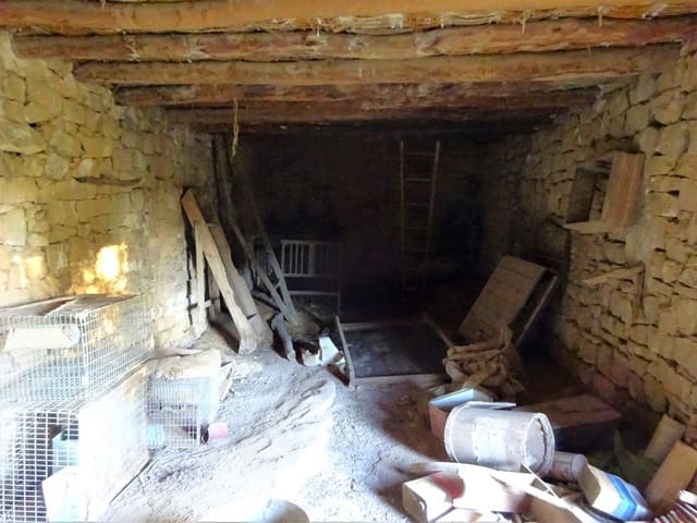 Finca/Casa Rural en Maella en venta - 49.000 € (Ref: 9510131)