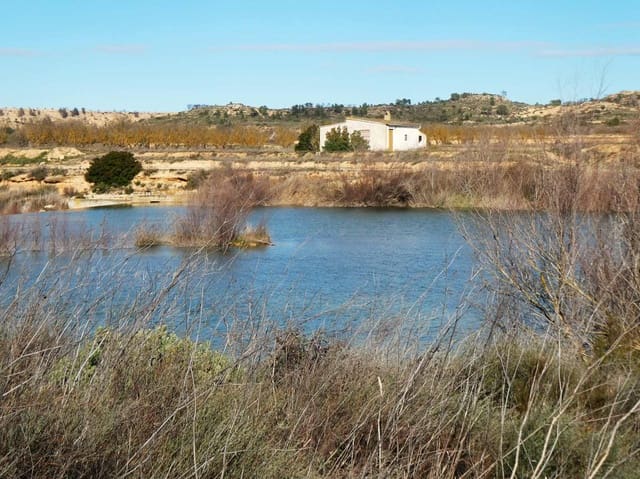 2 bedroom Finca/Country House for sale in Fabara with garage - € 38,000 (Ref: 9622233)