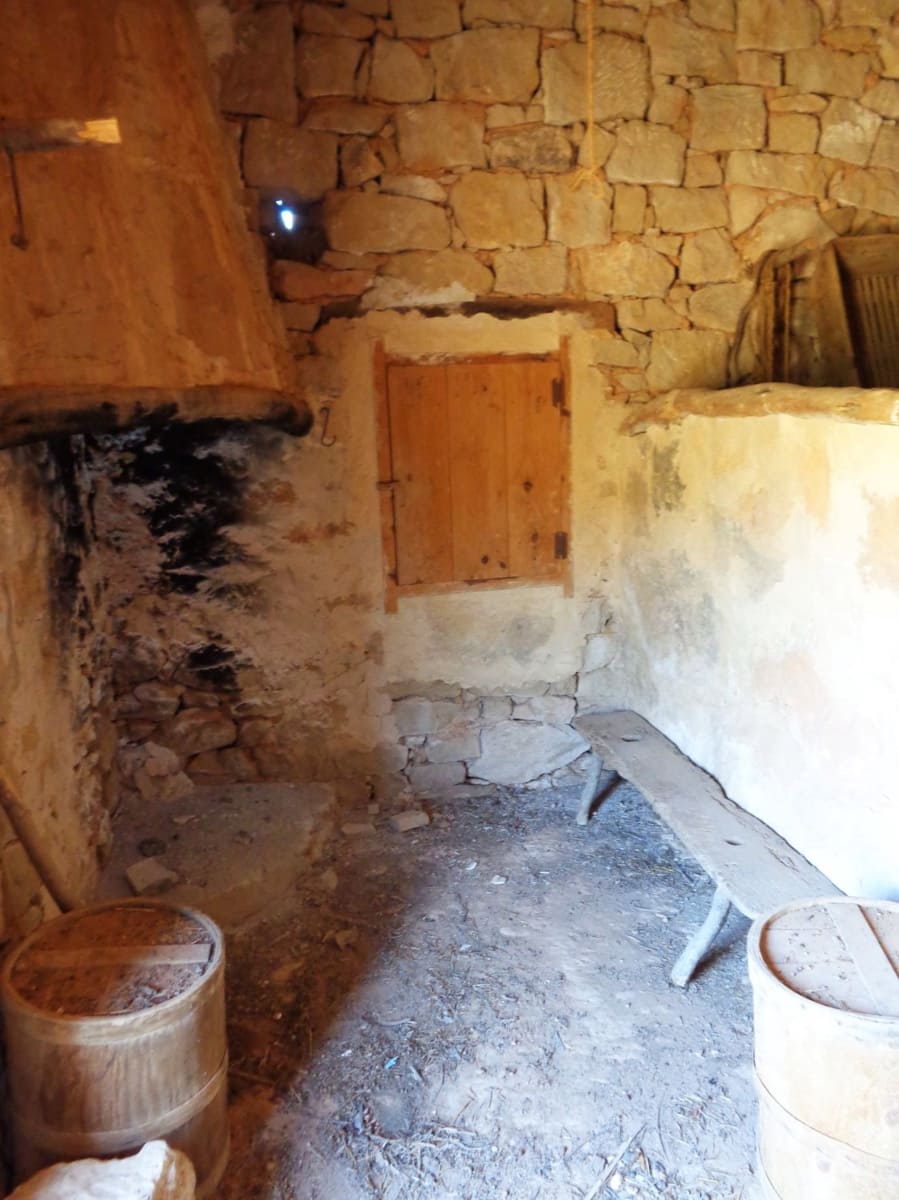 Finca/Landehus til salg i Fabara - € 12.500 (Ref: 9694057)