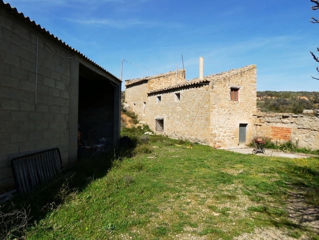 4 soveværelse Finca/Landehus til salg i Caspe med garage - € 89.000 (Ref: 9697836)