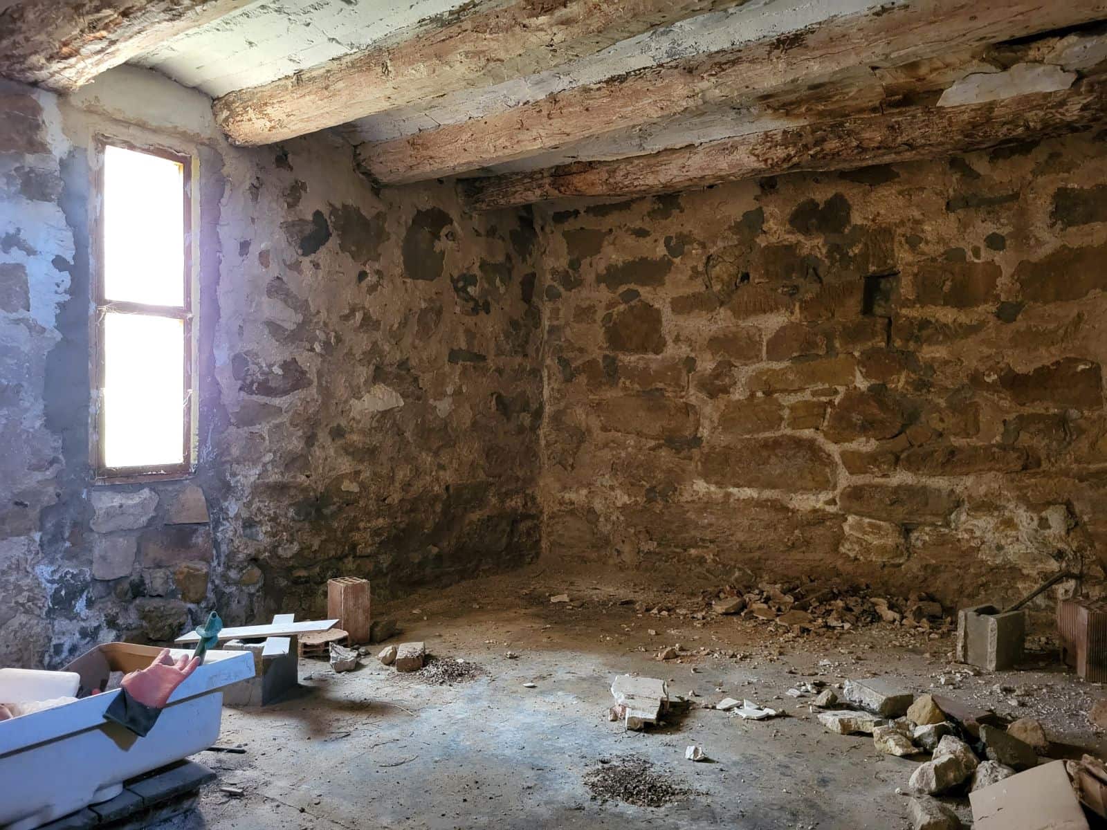 4 soveværelse Finca/Landehus til salg i Caspe med garage - € 89.000 (Ref: 9697836)
