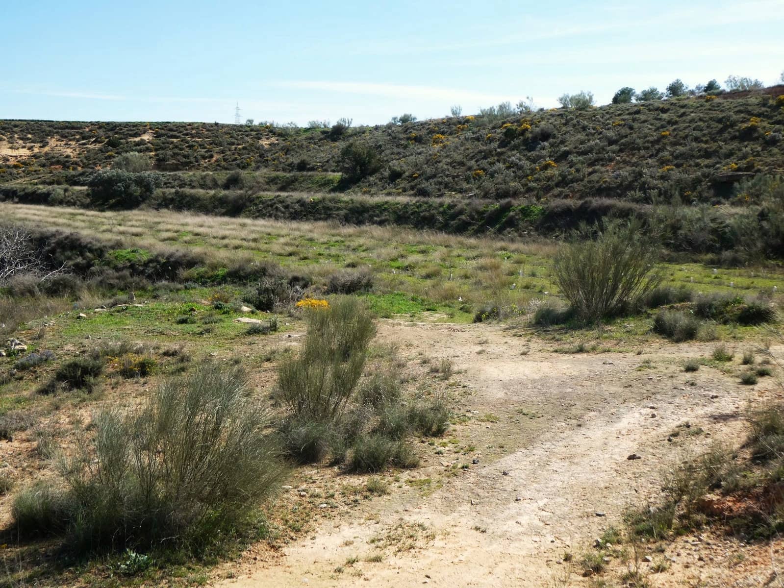 4 soveværelse Finca/Landehus til salg i Caspe med garage - € 89.000 (Ref: 9697836)