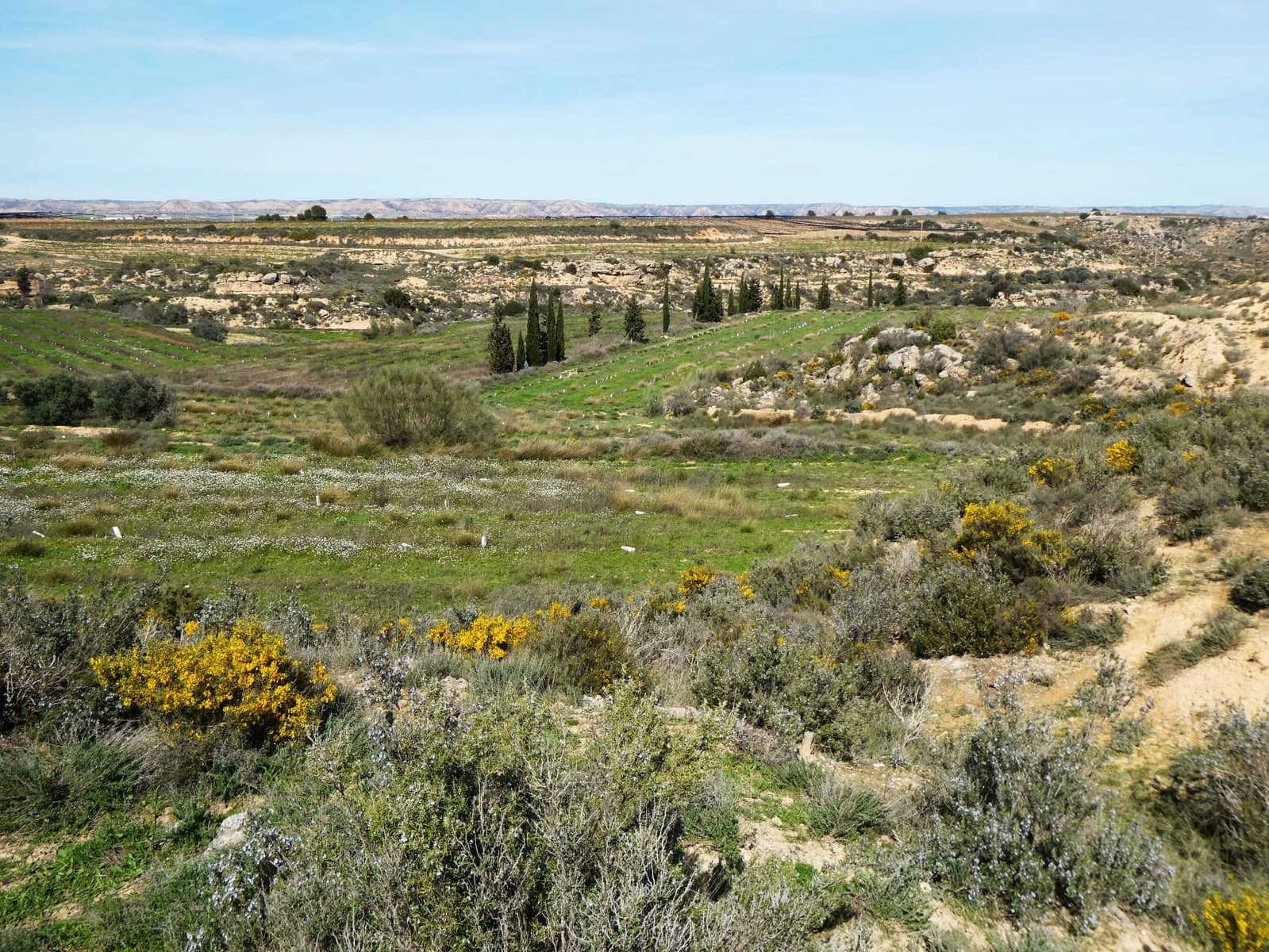 4 soveværelse Finca/Landehus til salg i Caspe med garage - € 89.000 (Ref: 9697836)