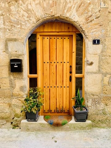 4 slaapkamer Huis te koop in Maella - € 52.000 (Ref: 9735955)