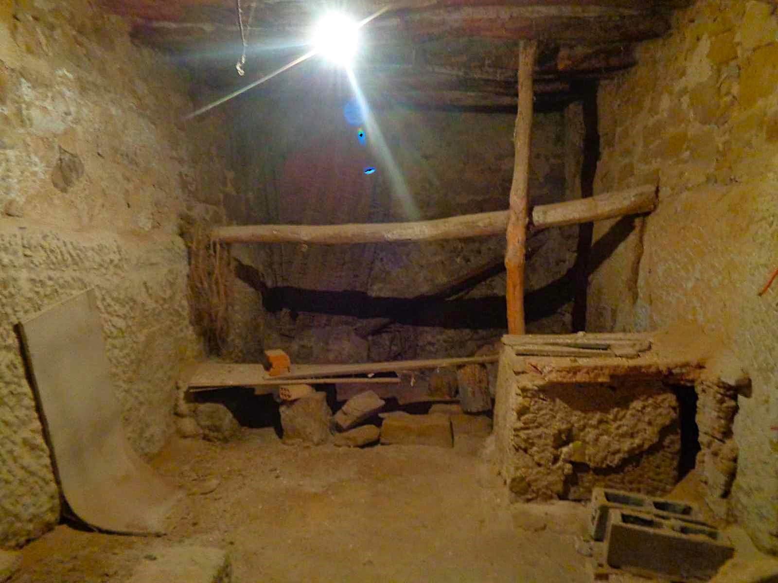 4 slaapkamer Huis te koop in Maella - € 52.000 (Ref: 9735955)