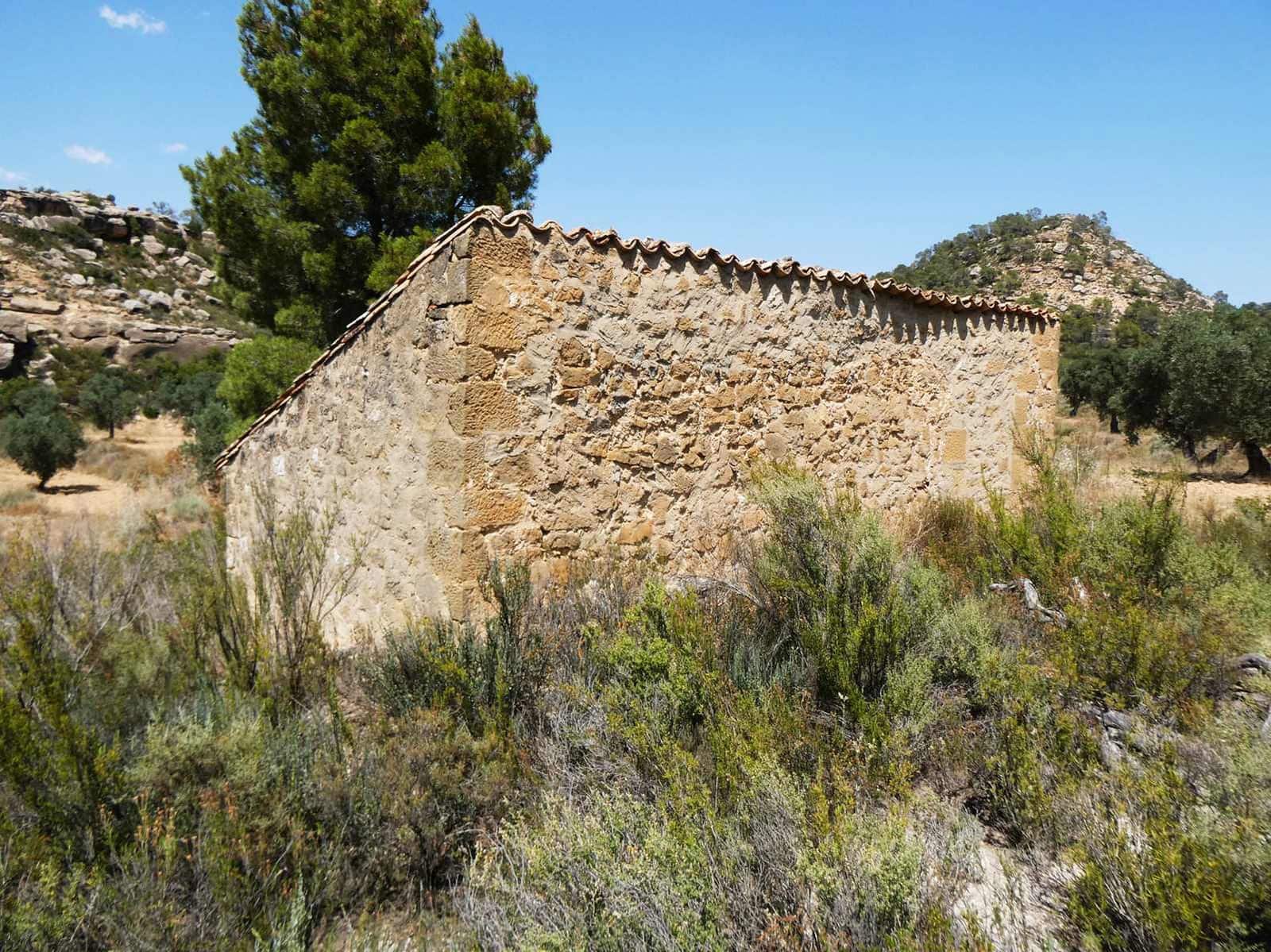 Finca/Country House for sale in Maella - € 37,000 (Ref: 9918770)