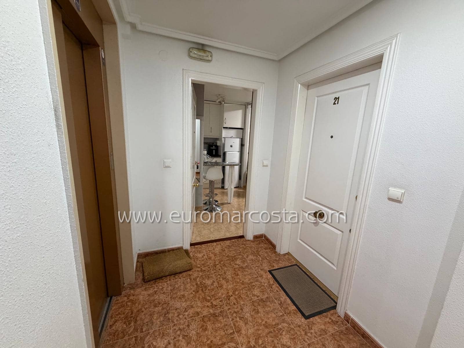 1 chambre Appartement à vendre à Guardamar del Segura avec garage - 169 000 € (Ref: 10077287)