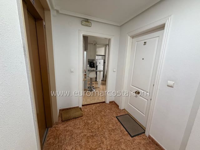 1 chambre Appartement à vendre à Guardamar Playa, Guardamar del Segura avec garage - 169 000 € (Ref: 10077287)