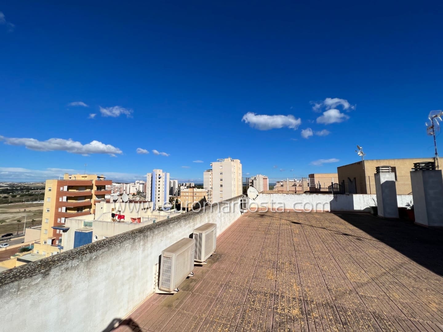 1 chambre Appartement à vendre à Guardamar del Segura avec garage - 169 000 € (Ref: 10077287)