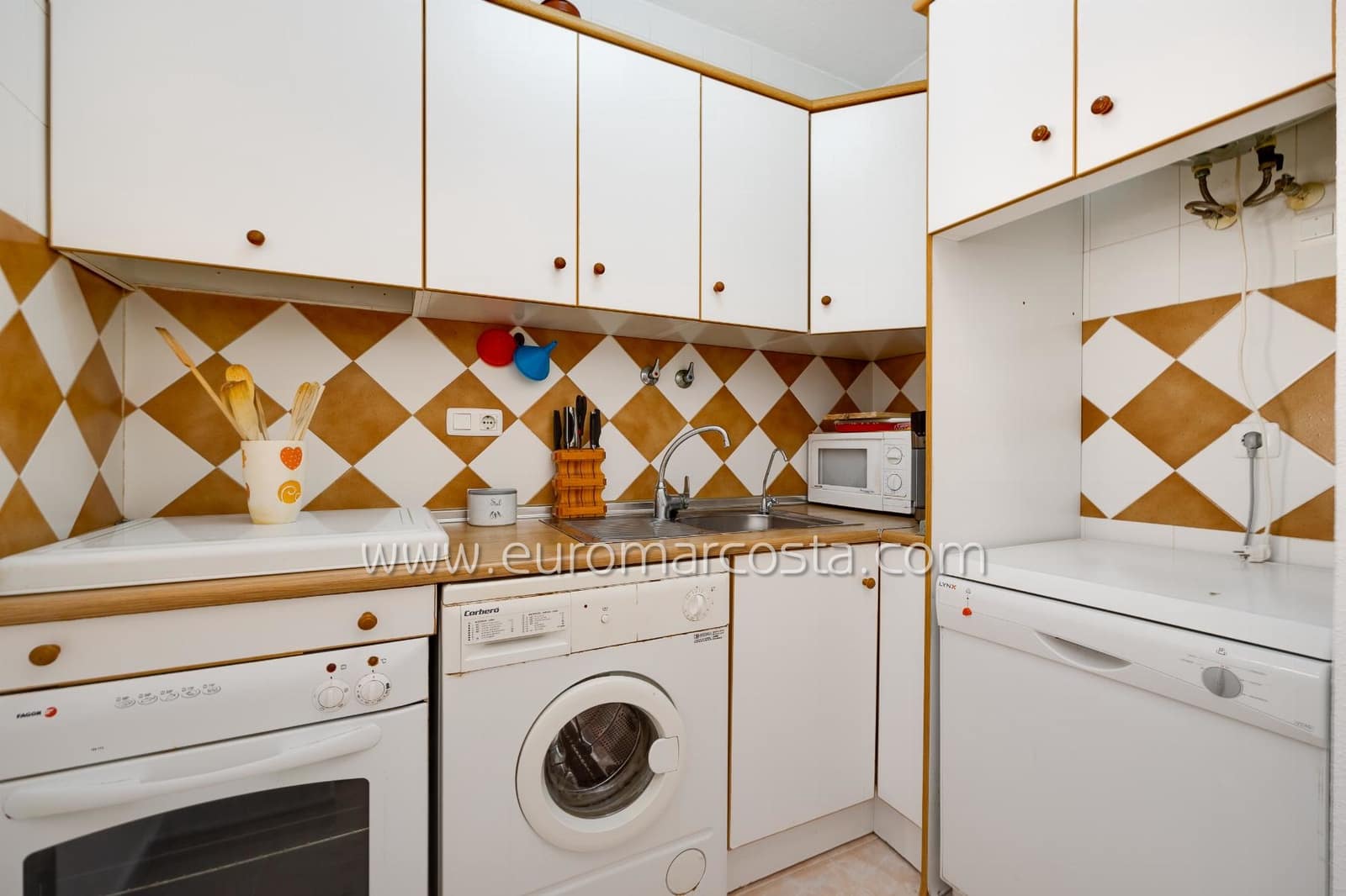 2 sypialnia Bungalow na sprzedaż w Torrevieja z basenem - 147 000 € (Ref: 10077290)