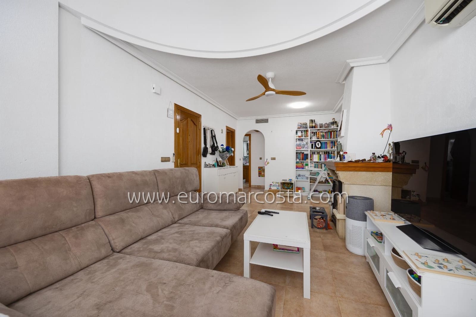 3 sypialnia Willa na sprzedaż w San Fulgencio z basenem garażem - 399 000 € (Ref: 10077291)