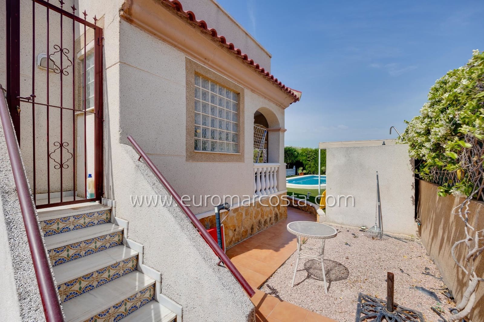 3 sypialnia Willa na sprzedaż w San Fulgencio z basenem garażem - 399 000 € (Ref: 10077291)