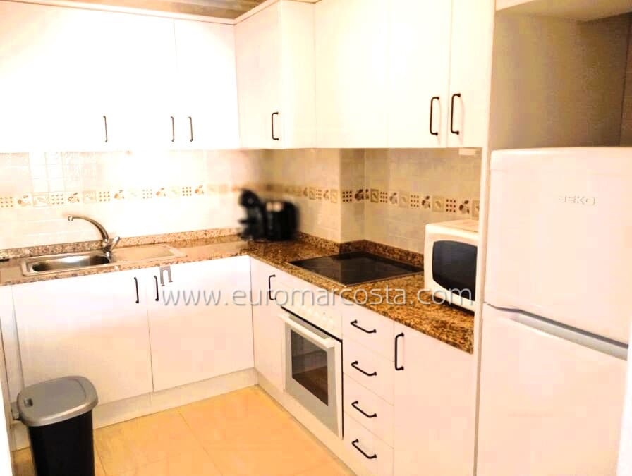 2 slaapkamer Appartement te koop in Daya Nueva met zwembad - € 130.000 (Ref: 10077355)