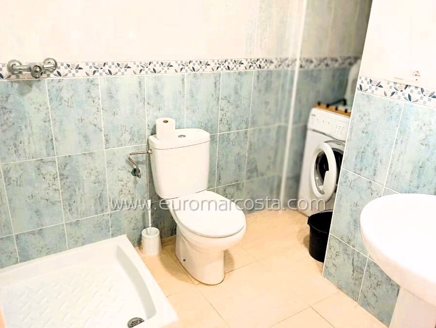 2 slaapkamer Appartement te koop in Daya Nueva met zwembad - € 130.000 (Ref: 10077355)