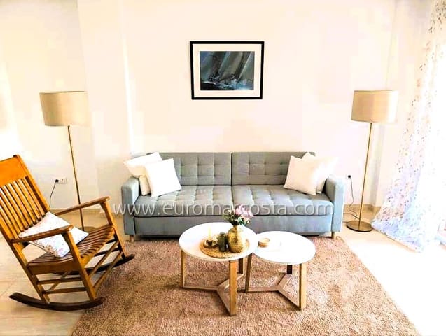 Apartamento de 2 habitaciones en Daya Nueva en venta con piscina - 130.000 € (Ref: 10077355)
