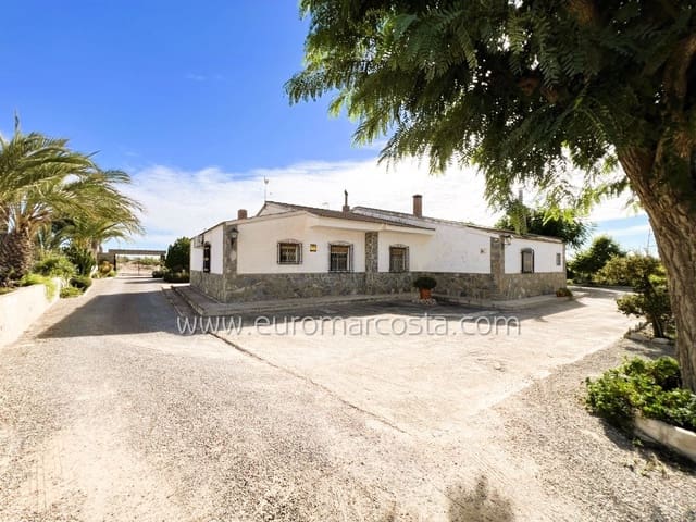 5 bedroom Finca/Country House for sale in Albatera with pool garage - € 380,000 (Ref: 10130718)