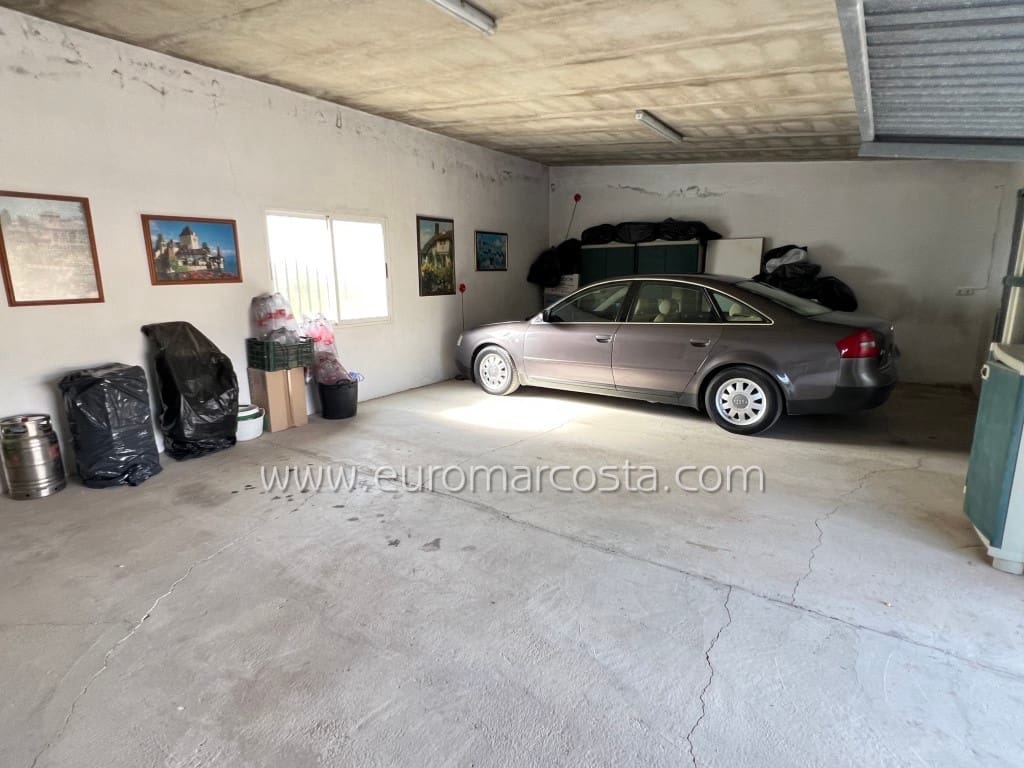 5 makuuhuone Maalaistalo myytävänä paikassa Albatera mukana uima-altaan 
autotalli - 380 000 € (Ref: 10130718)