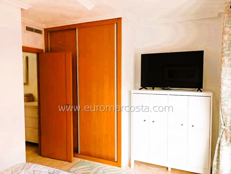 Adosado de 3 habitaciones en Daya Vieja en venta - 135.000 € (Ref: 10135190)