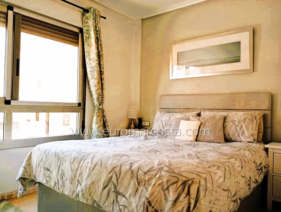 Adosado de 3 habitaciones en Daya Vieja en venta - 135.000 € (Ref: 10135190)