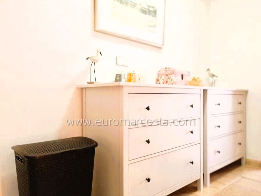 Adosado de 3 habitaciones en Daya Vieja en venta - 135.000 € (Ref: 10135190)