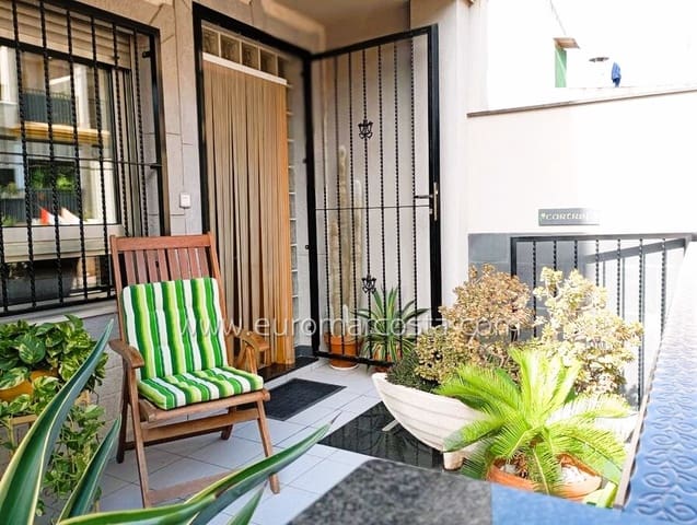3 quarto Moradia em Banda para venda em Daya Vieja - 135 000 € (Ref: 10135190)