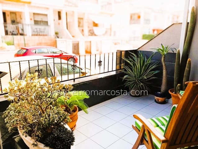 3 quarto Moradia em Banda para venda em Daya Vieja - 135 000 € (Ref: 10135190)