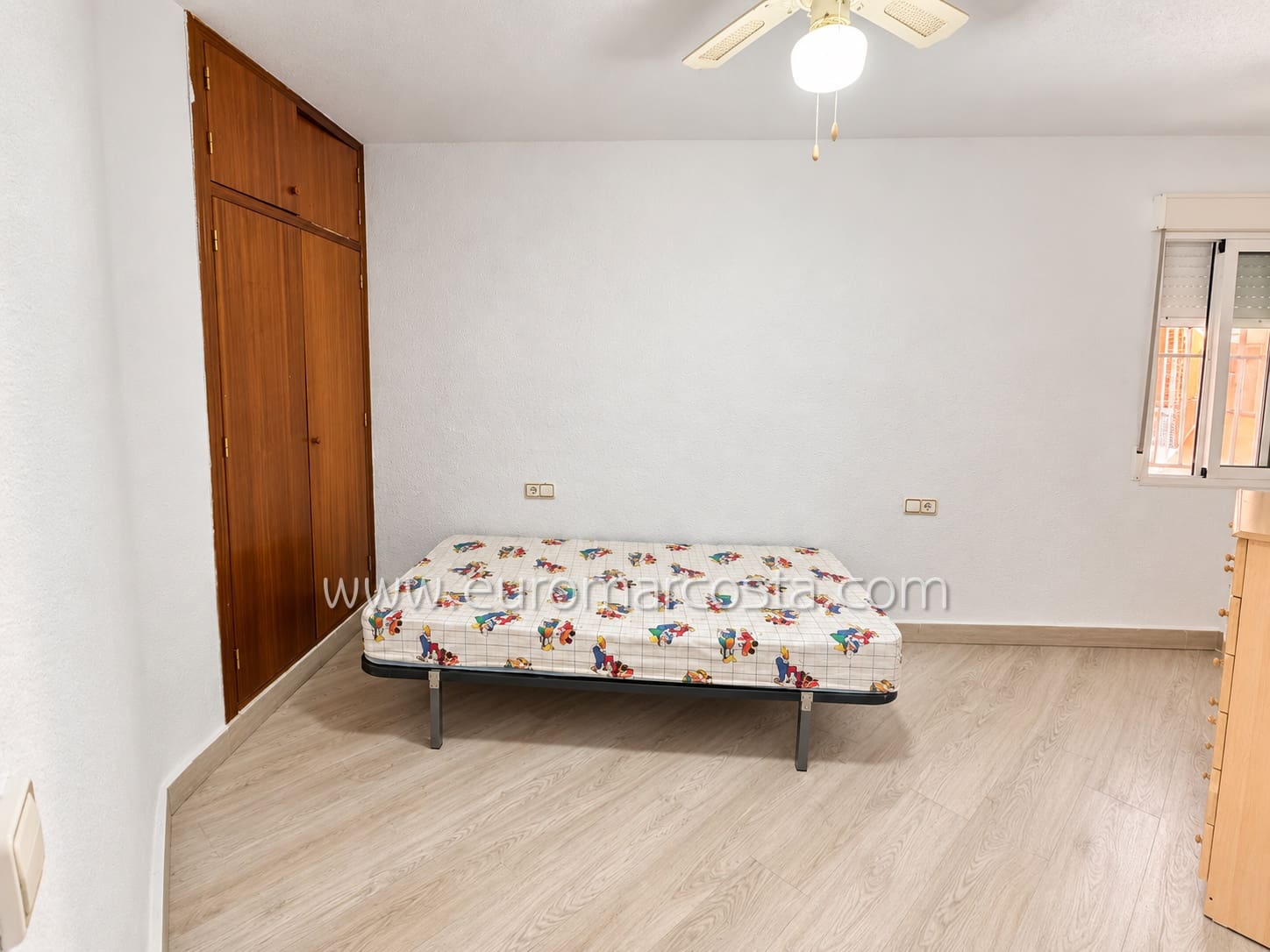 2 sypialnia Apartament na sprzedaż w Torrevieja z basenem - 135 000 € (Ref: 10165653)