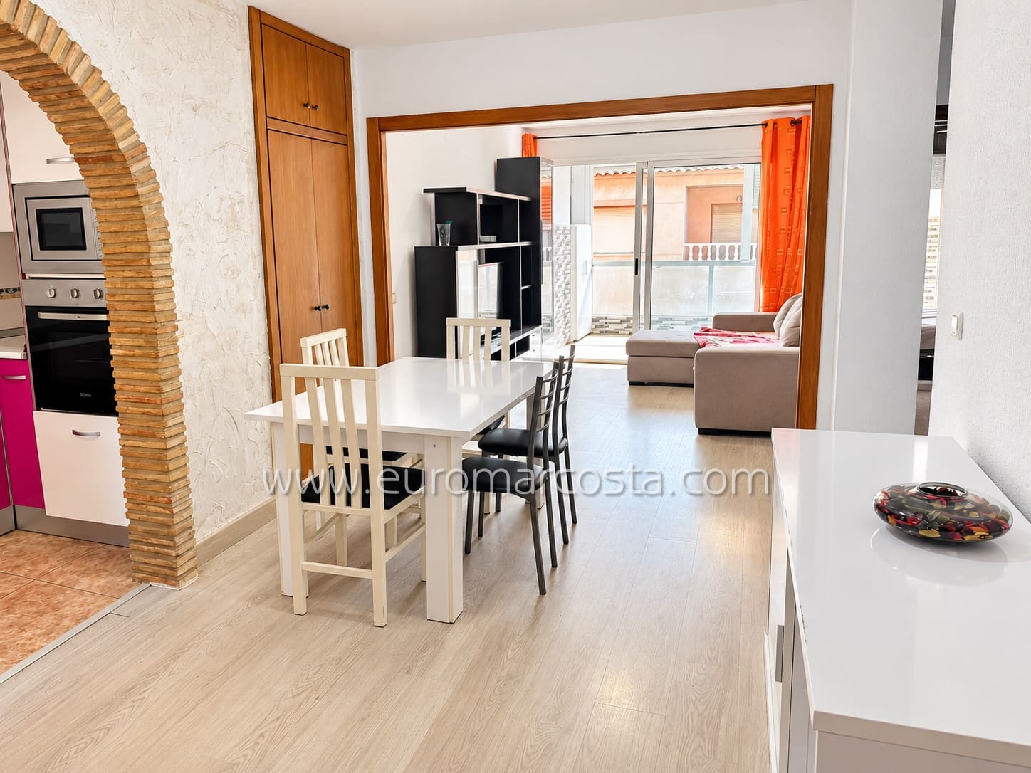 2 sypialnia Apartament na sprzedaż w Torrevieja z basenem - 135 000 € (Ref: 10165653)