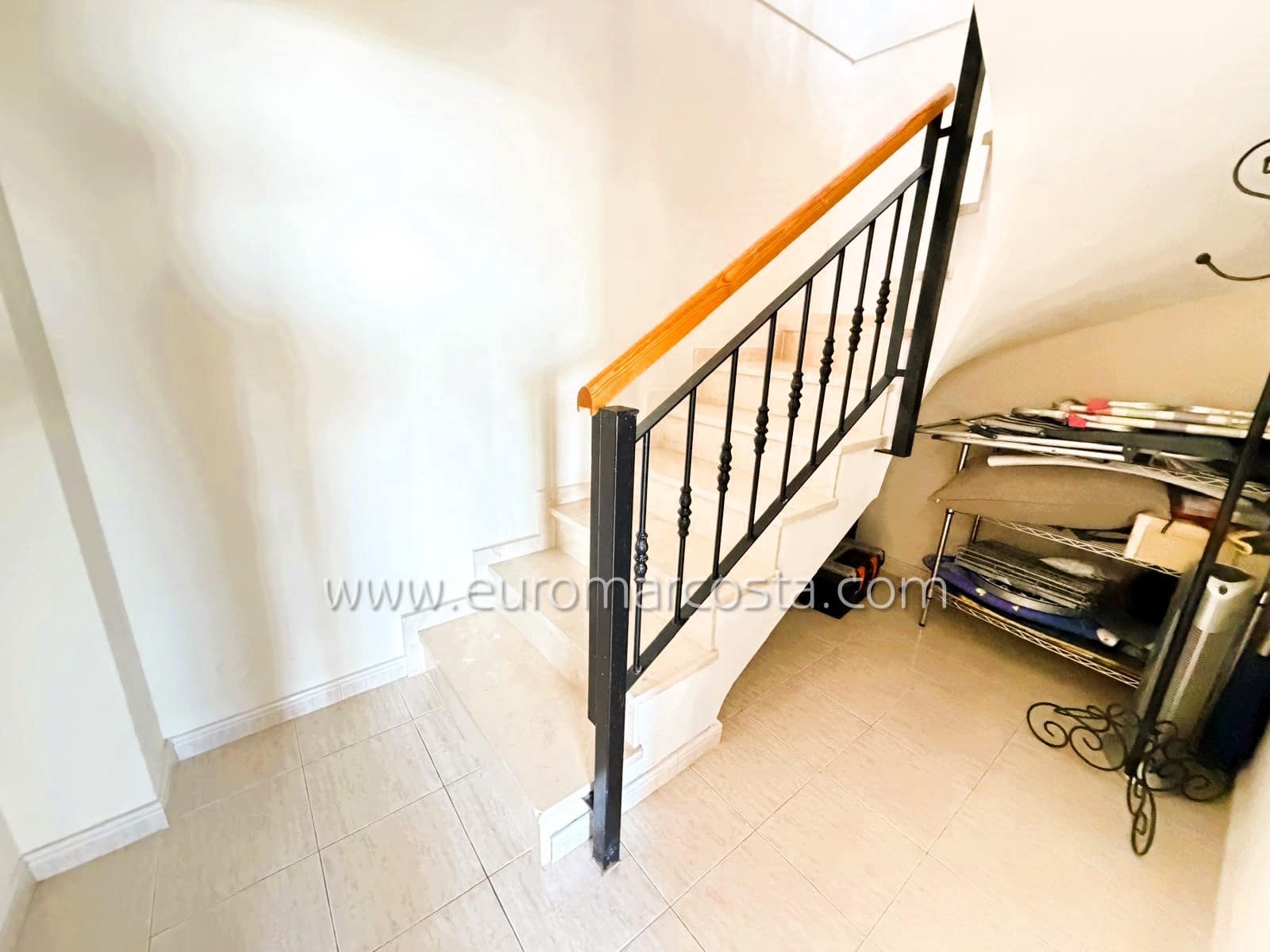 5 camera da letto Villetta a Schiera in vendita in Alfaz del Pi / L'Alfas del Pi con piscina garage - 409.000 € (Rif: 10165797)