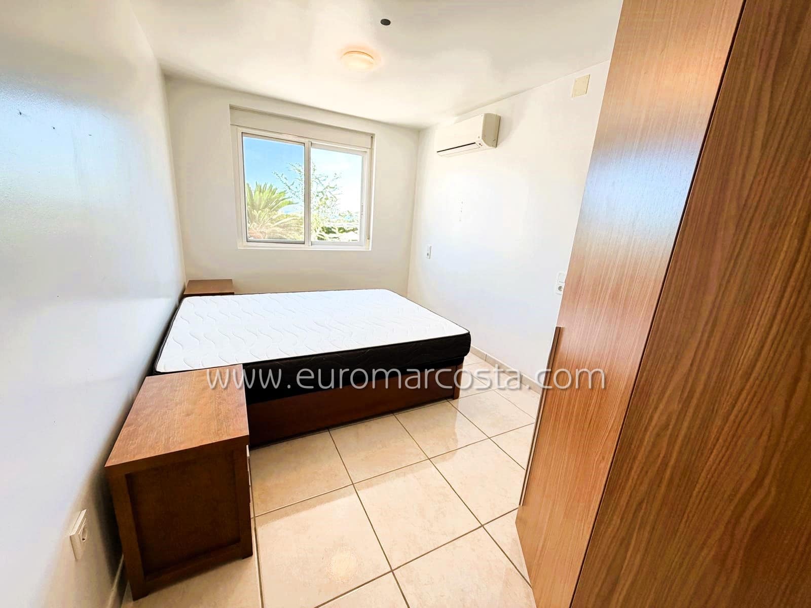 5 camera da letto Villetta a Schiera in vendita in Alfaz del Pi / L'Alfas del Pi con piscina garage - 409.000 € (Rif: 10165797)
