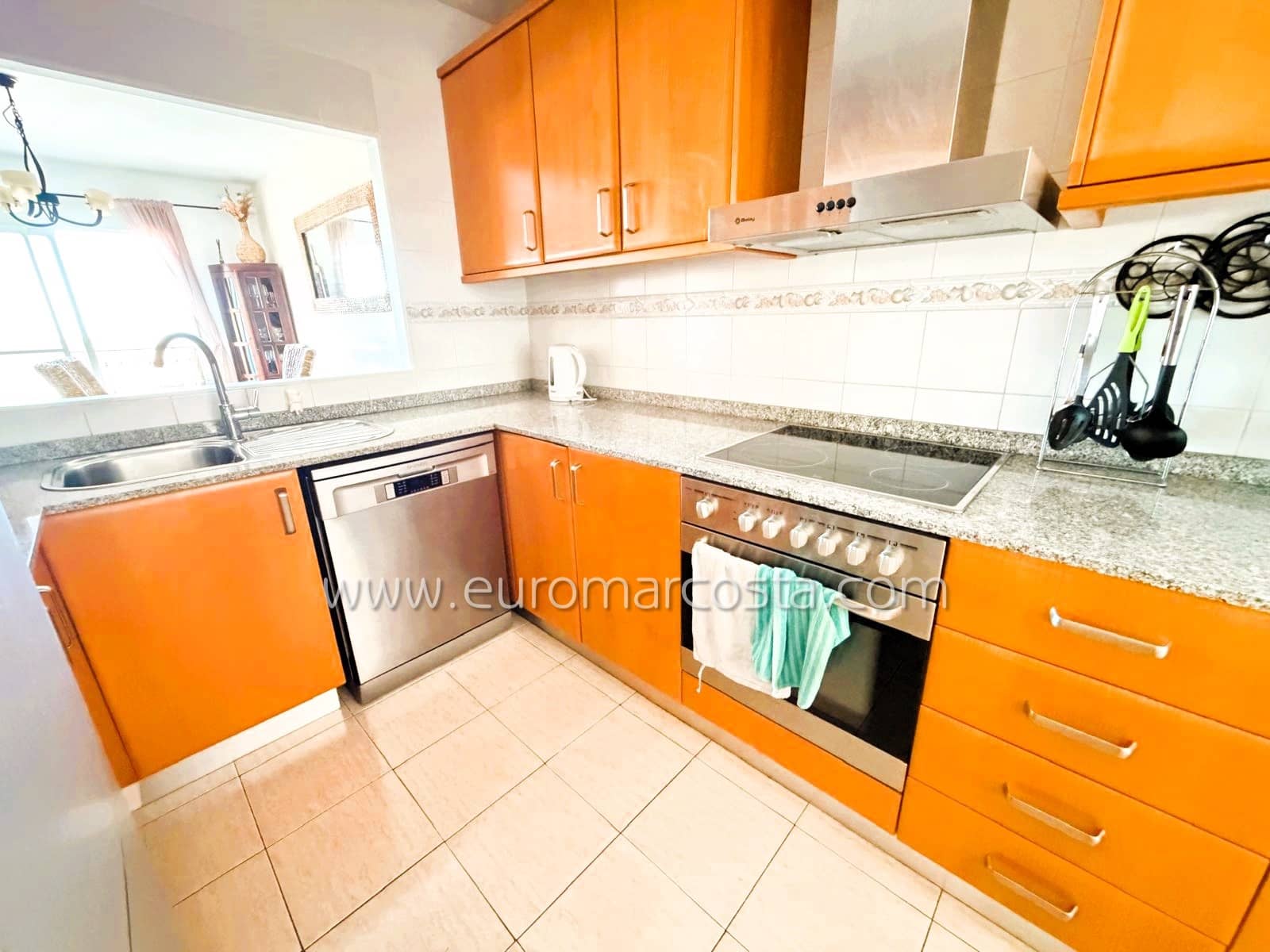5 camera da letto Villetta a Schiera in vendita in Alfaz del Pi / L'Alfas del Pi con piscina garage - 409.000 € (Rif: 10165797)