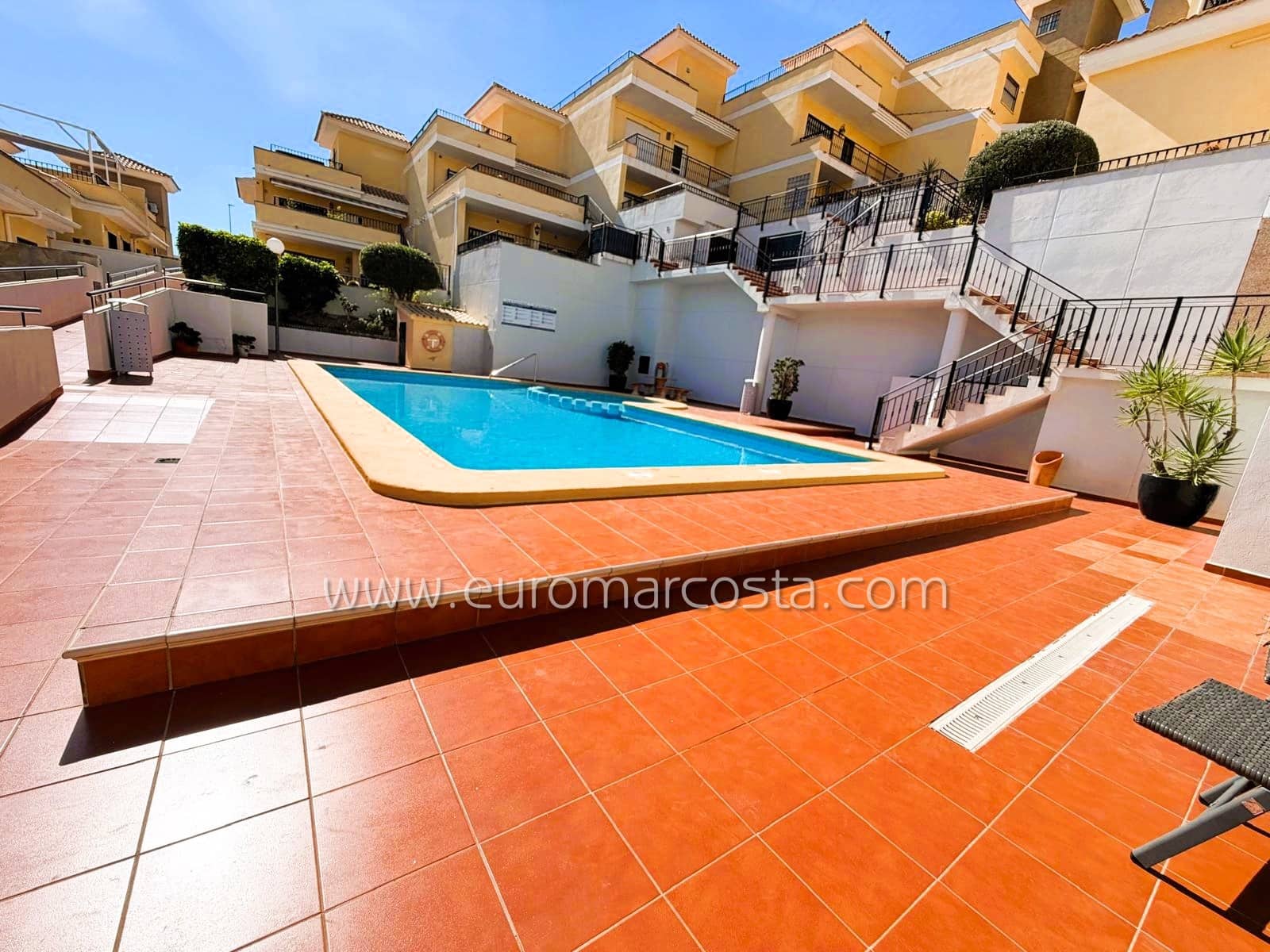 5 camera da letto Villetta a Schiera in vendita in Alfaz del Pi / L'Alfas del Pi con piscina garage - 409.000 € (Rif: 10165797)