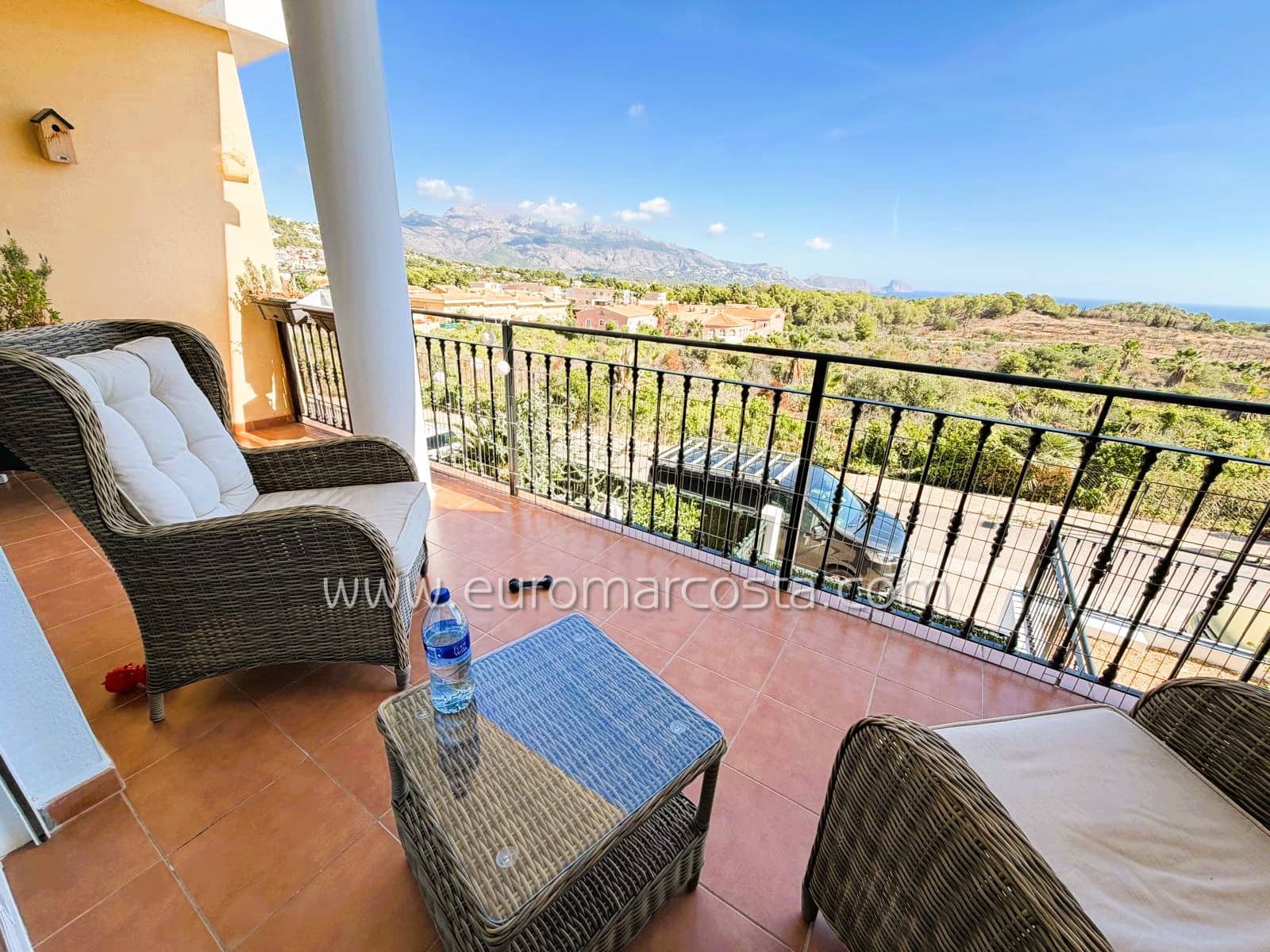 5 camera da letto Villetta a Schiera in vendita in Alfaz del Pi / L'Alfas del Pi con piscina garage - 409.000 € (Rif: 10165797)