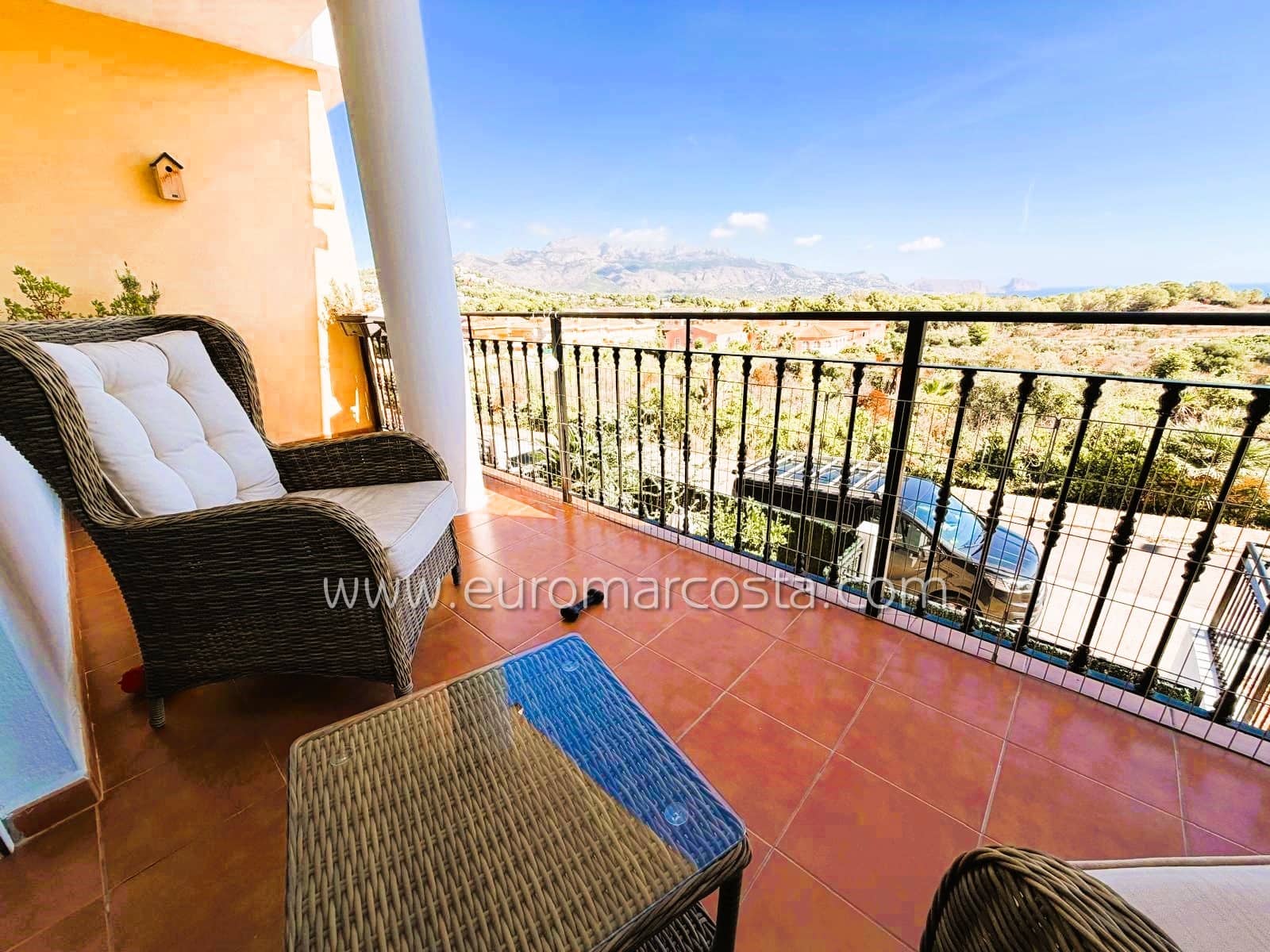 5 camera da letto Villetta a Schiera in vendita in Alfaz del Pi / L'Alfas del Pi con piscina garage - 409.000 € (Rif: 10165797)