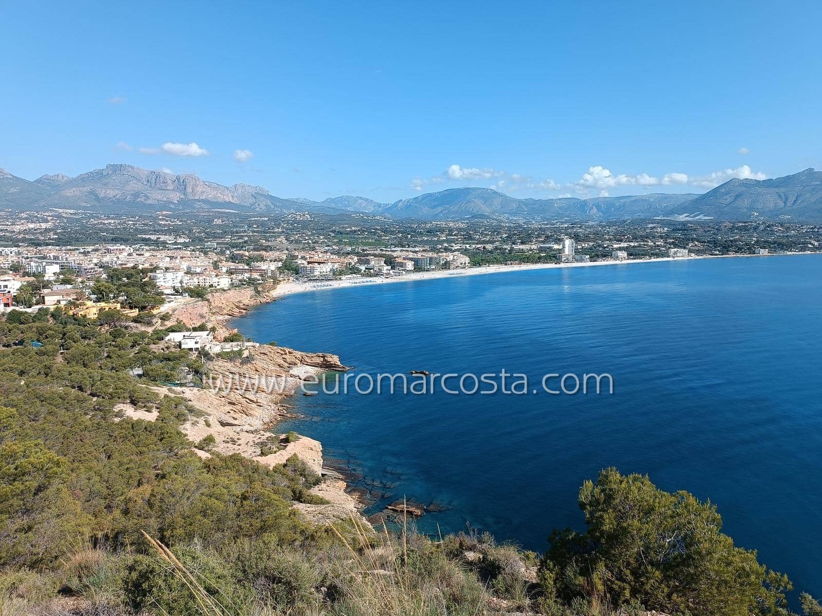 5 camera da letto Villetta a Schiera in vendita in Alfaz del Pi / L'Alfas del Pi con piscina garage - 409.000 € (Rif: 10165797)