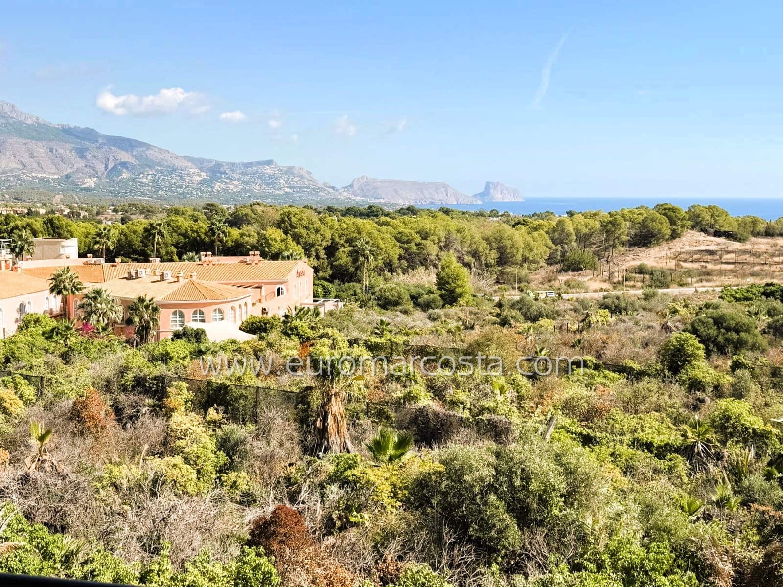 5 camera da letto Villetta a Schiera in vendita in Alfaz del Pi / L'Alfas del Pi con piscina garage - 409.000 € (Rif: 10165797)