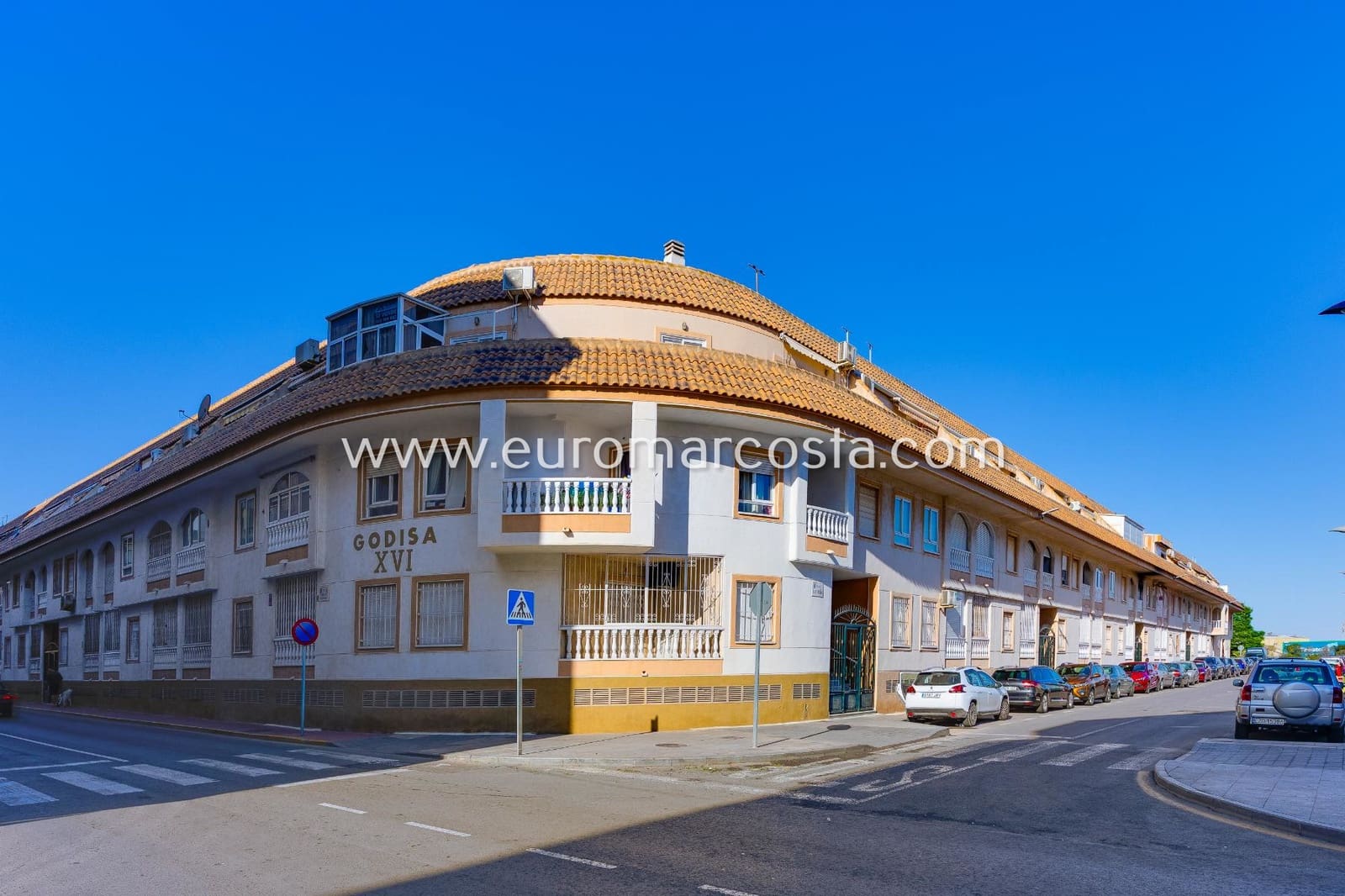 2 soverom Leilighet til salgs i Torrevieja med svømmebasseng garasje - € 159 900 (Ref: 10165959)